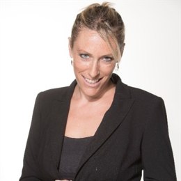 我市“95后”科幻文学新星举办签名售书活动